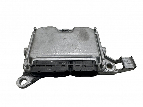 Chevrolet 2500 2001-2005  LB7 LLY GM Duramax Diesel FICM 6.6L (Fuel Injection Control Module) Repair